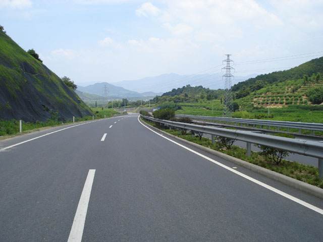 川森鐵路護欄網水泥立柱